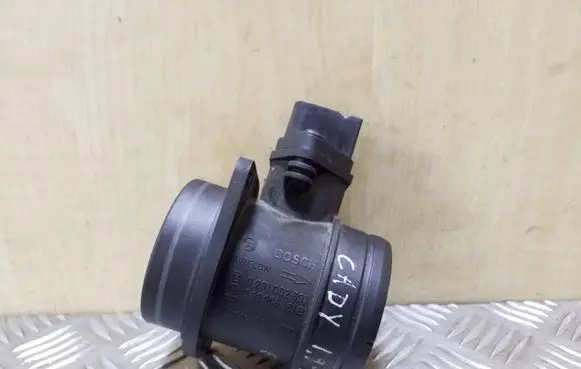 Volkswagen Caddy Mass air flow meter 0281002531 038906461B
