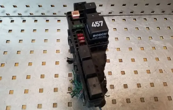 Mitsubishi Grandis Fuse module