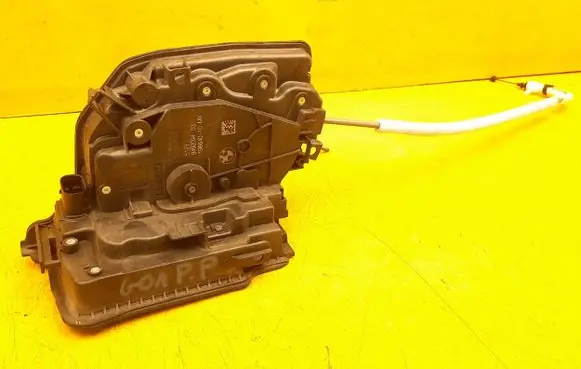 BMW X3 G01 Front door lock 9492094