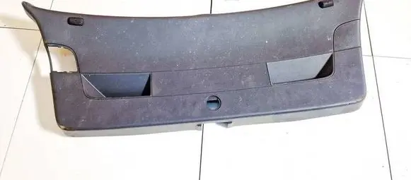Volkswagen Golf V Other trunk/boot trim element 1k6867601e