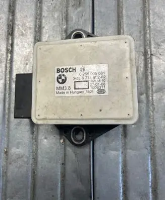 BMW 5 E60 E61 ESP (stability system) control unit 6774602 0265005681 7006311