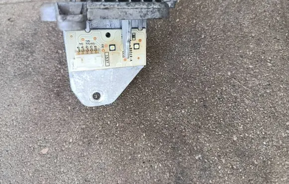 BMW X1 F48 F49 LED ballast control module 90068144