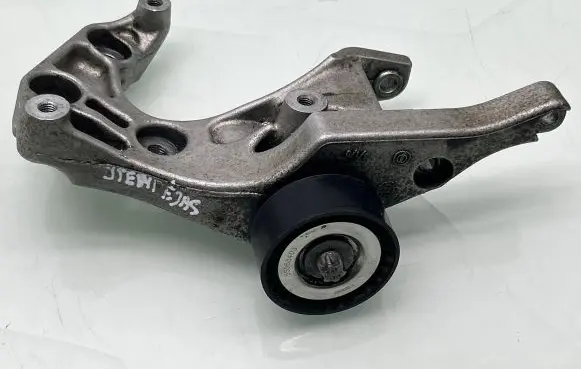 Opel Meriva B A/C compressor mount bracket 55568403