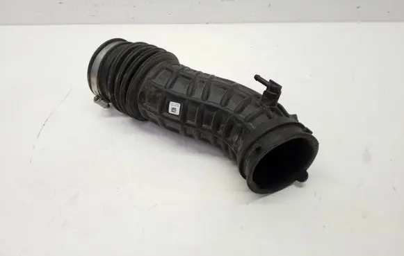 Air intake hose/pipe