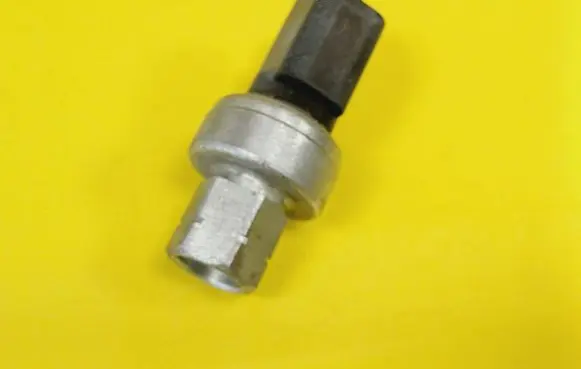 Air conditioning (A/C) pressure sensor