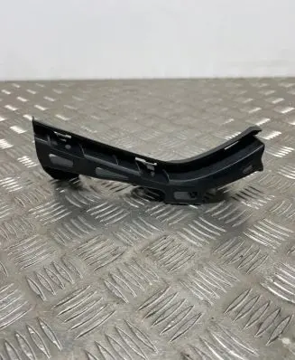 Suzuki Swift III Headlight/headlamp mounting bracket 7173352R0