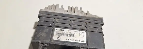 Volkswagen Polo II 86C 2F Engine control unit/module ECU 030906026N 0261200798