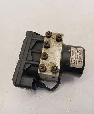 Volvo V70 ABS Pump 9496942 10094904193 0UR0B03H37