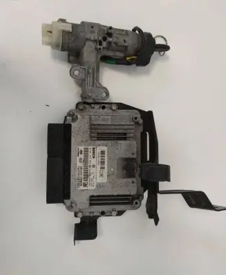 Hyundai Santa Fe Engine control unit/module 70CM3T4EI06S 3910127825