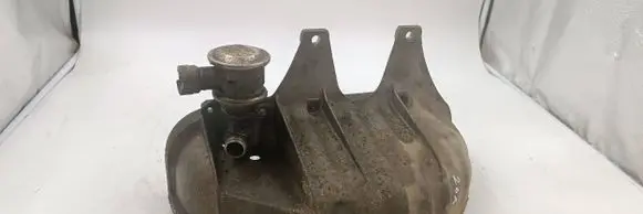 Volkswagen Golf IV EGR valve 06a133228b