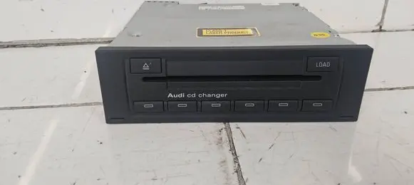 Audi A3 S3 8P CD/DVD changer 8E0035111D CXCA1492GC