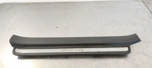 Toyota Avensis T250 Front sill trim cover 6791405050