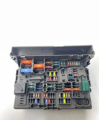 BMW 4 F36 Gran coupe Fuse module 9119446