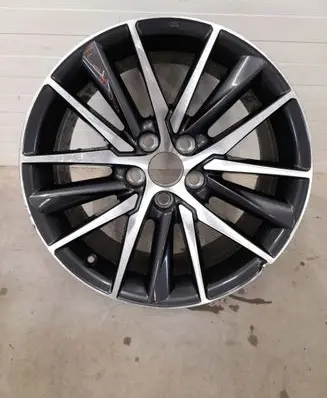Toyota Camry VIII XV70 R18 alloy rim 