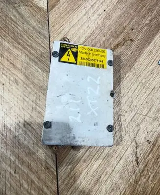 Mercedes-Benz E W211 Headlight ballast module Xenon 5DV00829000 28460305676144