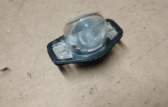 Honda CR-V Number plate light