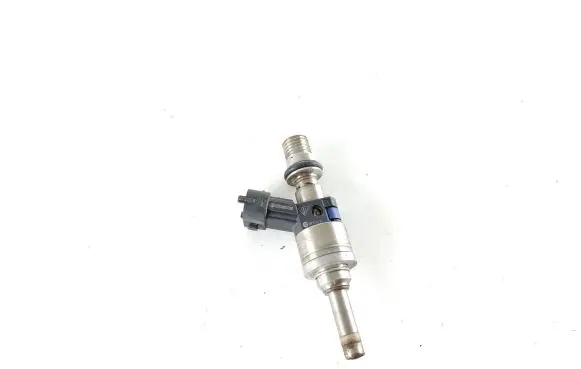 Porsche Panamera (970) Fuel injector 94811012821