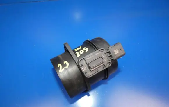 Mercedes-Benz C W205 Mass air flow meter A6450900048 LM0042 Q009