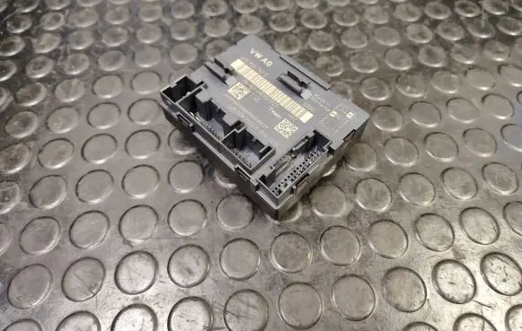 Audi A8 S8 D4 4H Door control unit/module 4H0959792G