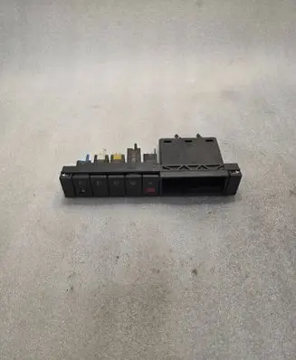 Audi A6 S6 C4 4A A set of switches 