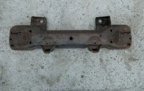 Suzuki Grand Vitara I Front bumper cross member