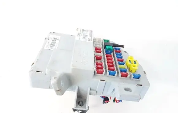 KIA Carens II Fuse box set 919501D540 91950-1D540