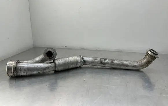 BMW 5 E60 E61 Intercooler hose/pipe 7600026