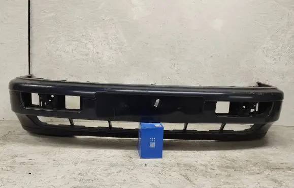 Volkswagen PASSAT B4 Front bumper 3A0807217B