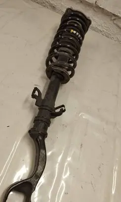 Mercedes-Benz GLC X253 C253 Front shock absorber with coil spring A2533202266