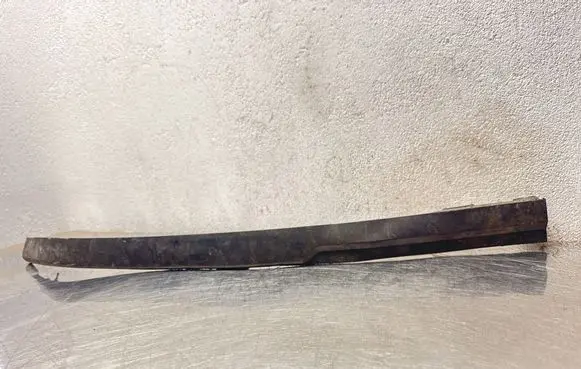 Opel Astra H Front bumper lip 13121999 375768702