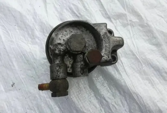 Mercedes-Benz W123 Fuel filter bracket/mount holder 6150920108