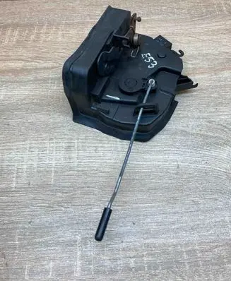 BMW X5 E53 Front door lock 8402539