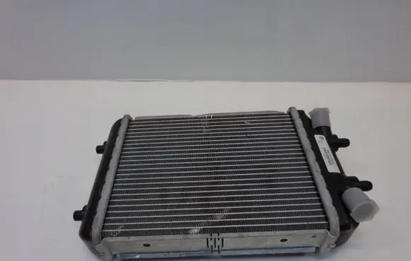Audi RS7 C7 Coolant radiator 8K0121212C