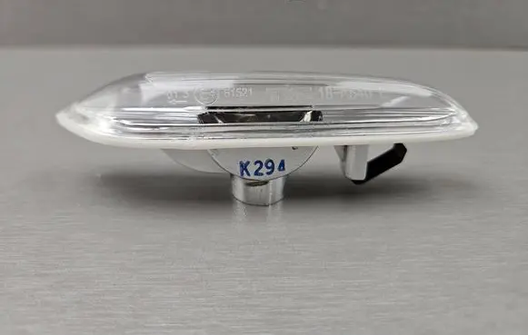 BMW 5 E60 E61 Front fender indicator light 7165741 63137165741 6923919