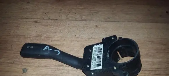 Audi A3 S3 8L Indicator stalk 8l0953513g l01