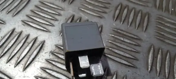 Ford Focus Other relay 5m5t14b192ea v23136-j4-x62