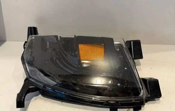 Tesla Model S Front fog light 00132701 00140148 00130146