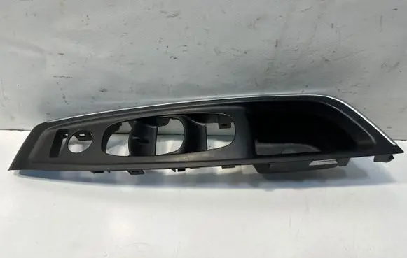 Renault Koleos II Front door interior handle trim W22221ZG000