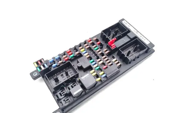 Land Rover Range Rover Evoque L538 Fuse module BJ32-14F041-AE