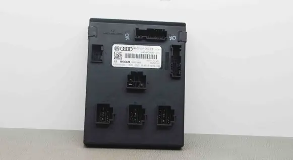 Audi A6 S6 C7 4G Central body control module 4H0907063CF