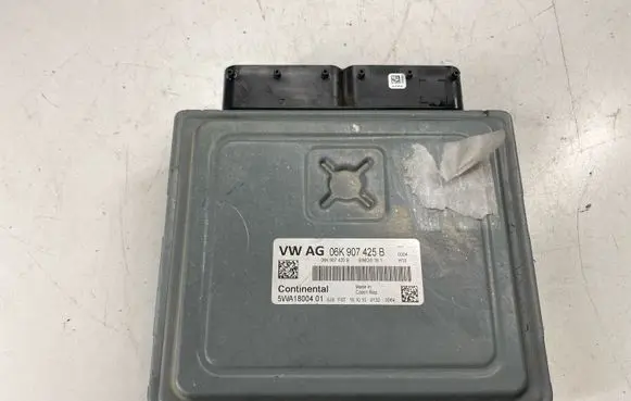 Audi A3 S3 8V Engine control unit/module 06K907425B 5WA1800401