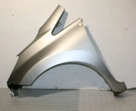 Nissan Note (E12) Fender