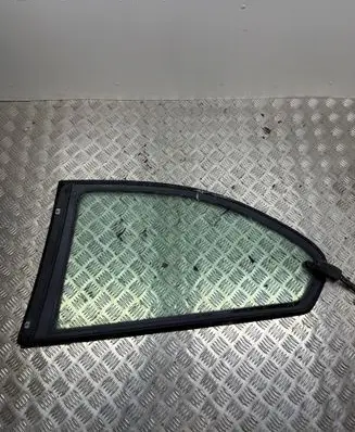 BMW 3 E46 Rear side window 8250356