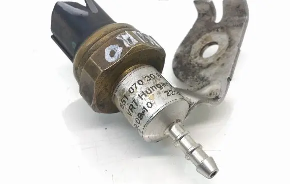 Fuel pressure sensor