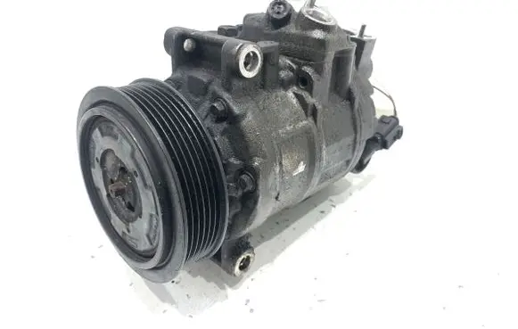 Volkswagen Golf V Air conditioning (A/C) compressor (pump) 1K0820859N