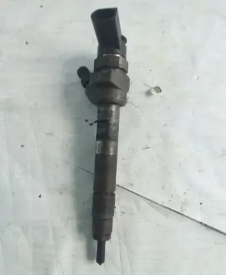 BMW 3 E90 E91 Fuel injector 0445110289