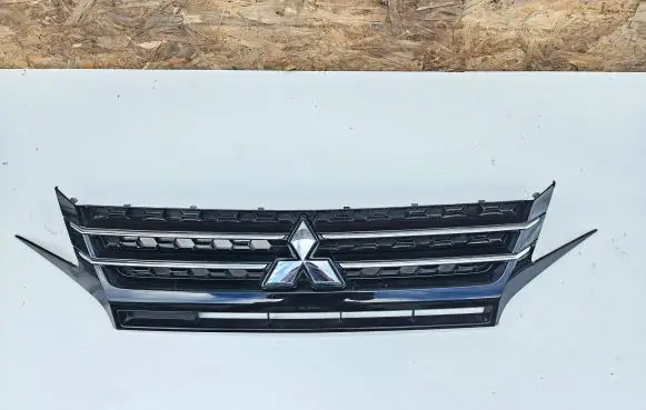 Mitsubishi Space Star Front bumper upper radiator grill 7450B351 7450B352