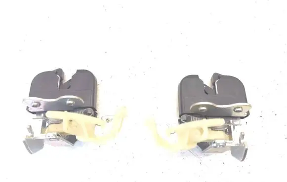 Mercedes-Benz CLK A209 C209 Seat back rest lock catch A2039200372 A2039200472