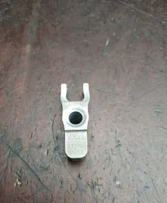 Opel Zafira C Fuel Injector clamp holder 82546 973940 82546973940