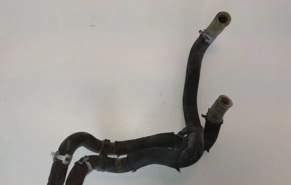 Toyota RAV 4 (XA30) Engine coolant pipe/hose
